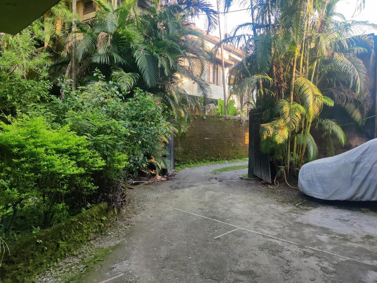 Apartment Garden - Spacious 2 Bedroom Apartment, Siliguri