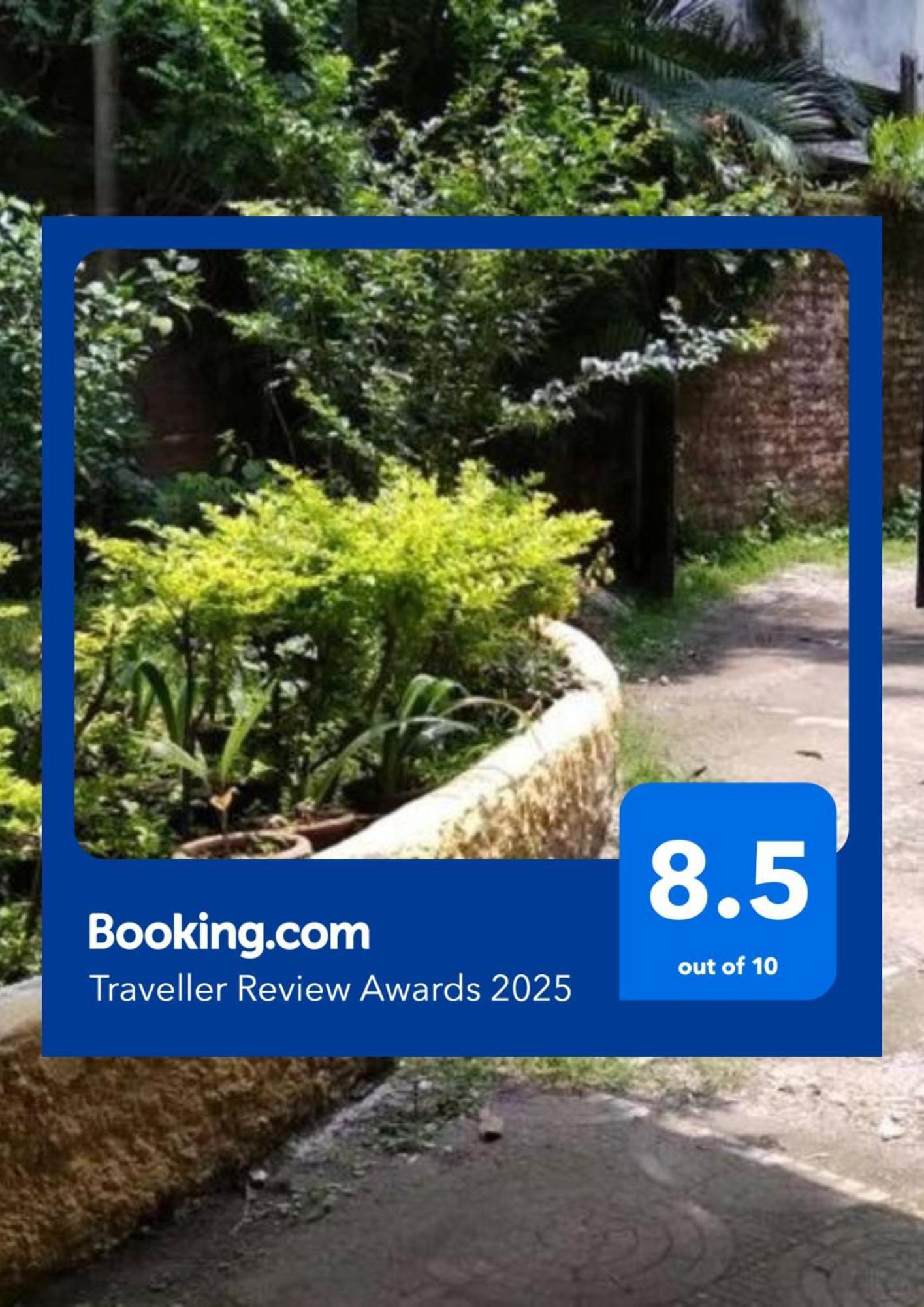 Garden - Spacious 2 Bedroom Apartment,